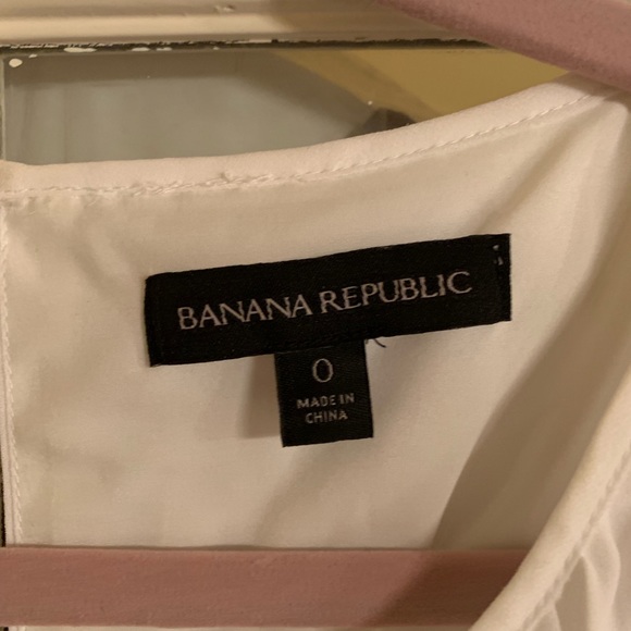 Banana Republic white dress 0 pleated - Picture 4 of 4